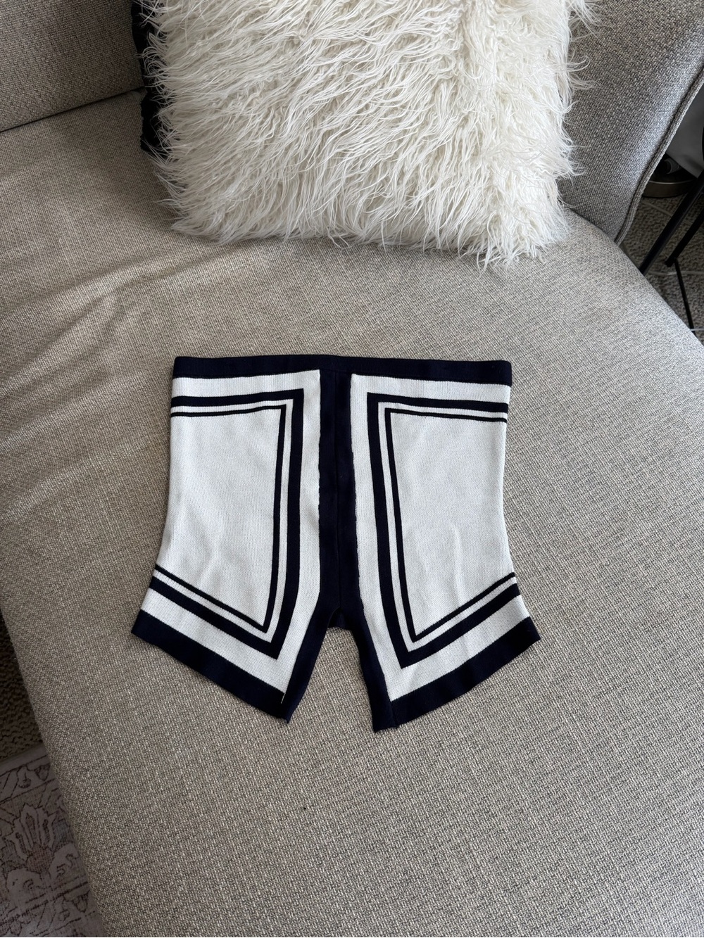 Caroline Constas White and Navy Chevron Knit Top